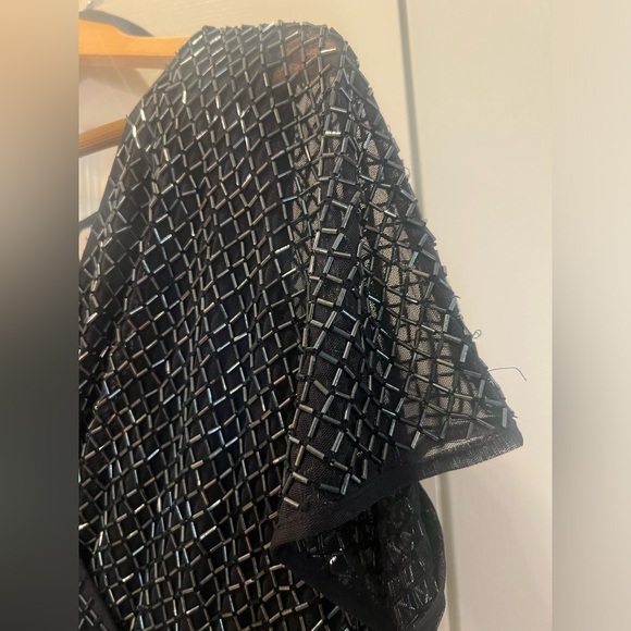 Mac Duggal BEADED BUTTERFLY SLEEVE COLUMN GOWN - Picture 14 of 16